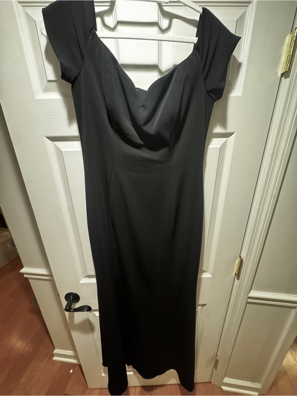 Badgley Mischka Black Cowl-Neck Maxi Dress